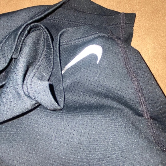 Nike dry-fit tank - Picture 2 of 3